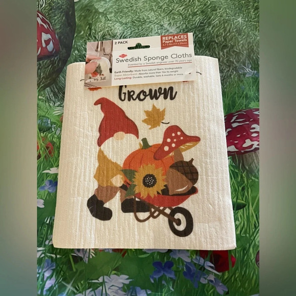 Gnome Grown Sponge Cloths, Pack of 2, NWT - Picture 2 of 3